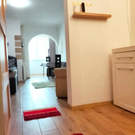 Apartamento Regy Oradea Exterior foto